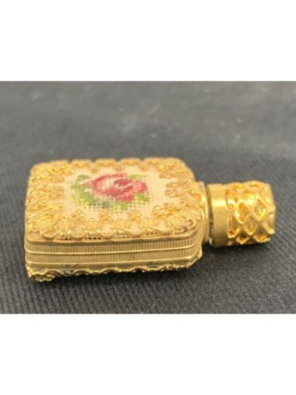 Pompadour Glass Perfume Bottle Petit Point Filagree Miniature 1 3/8" - Picture 3 of 9